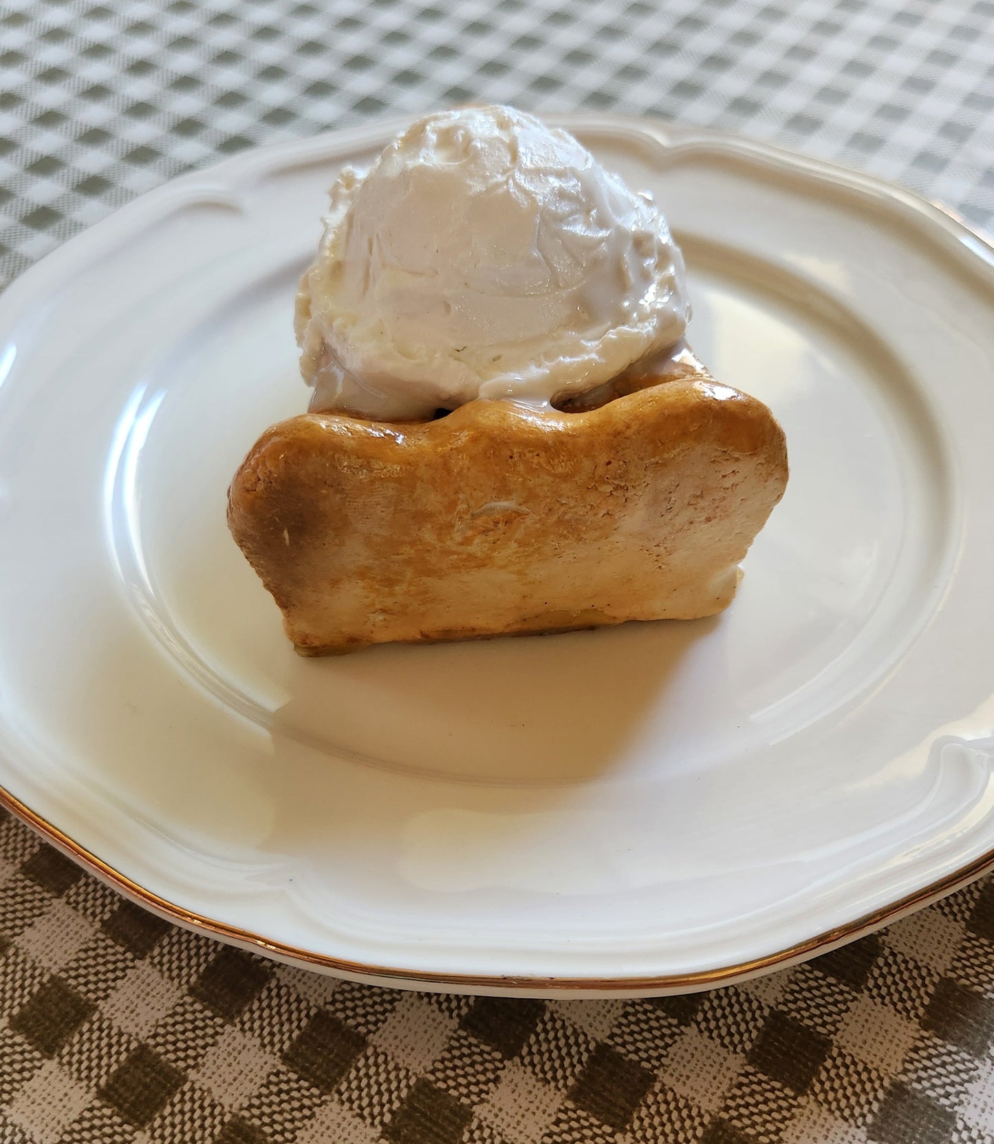 Apple Pie — Handcrafted Food Sculpture