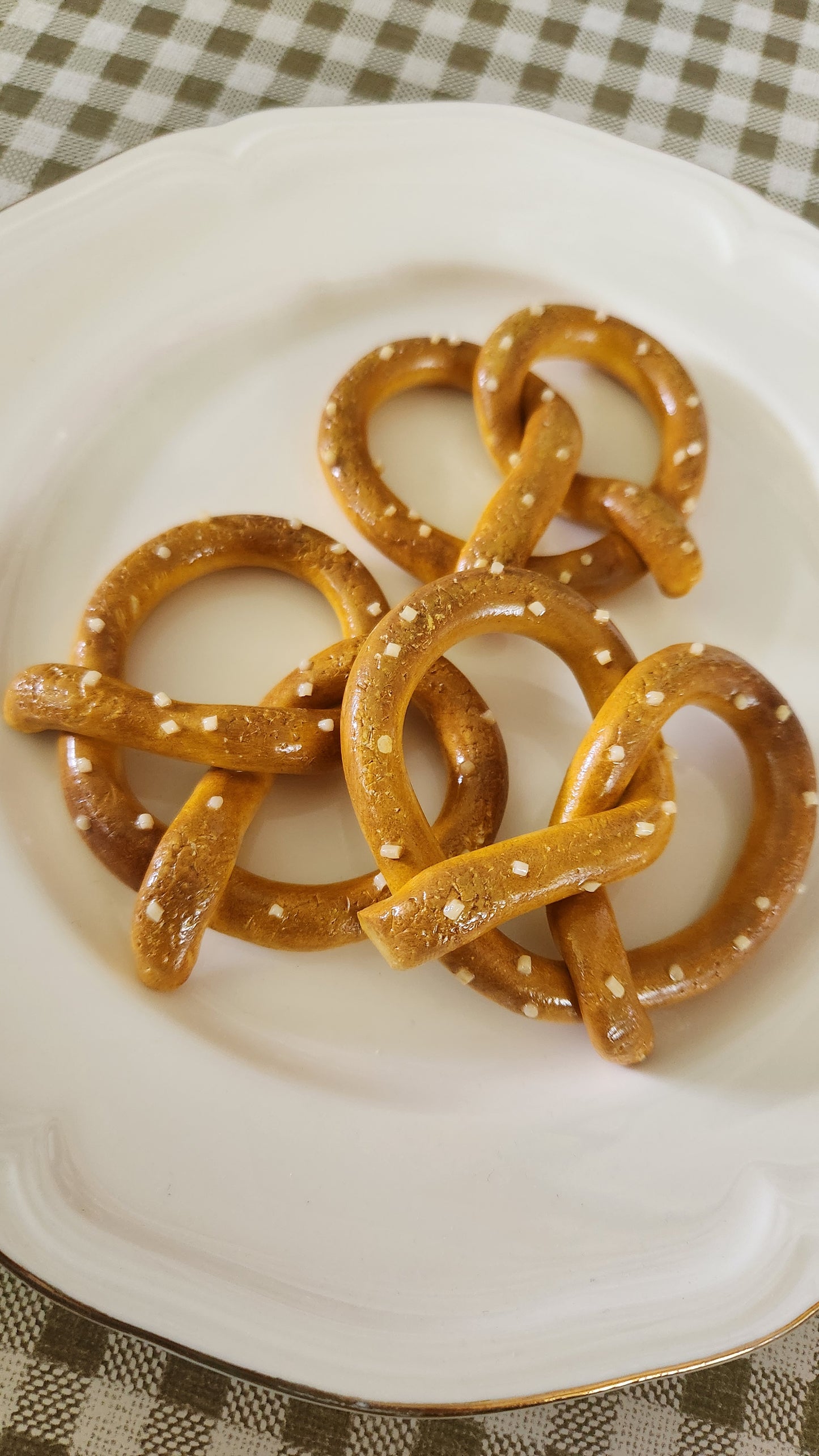 Pretzels — Handcrafted Food Sculpture