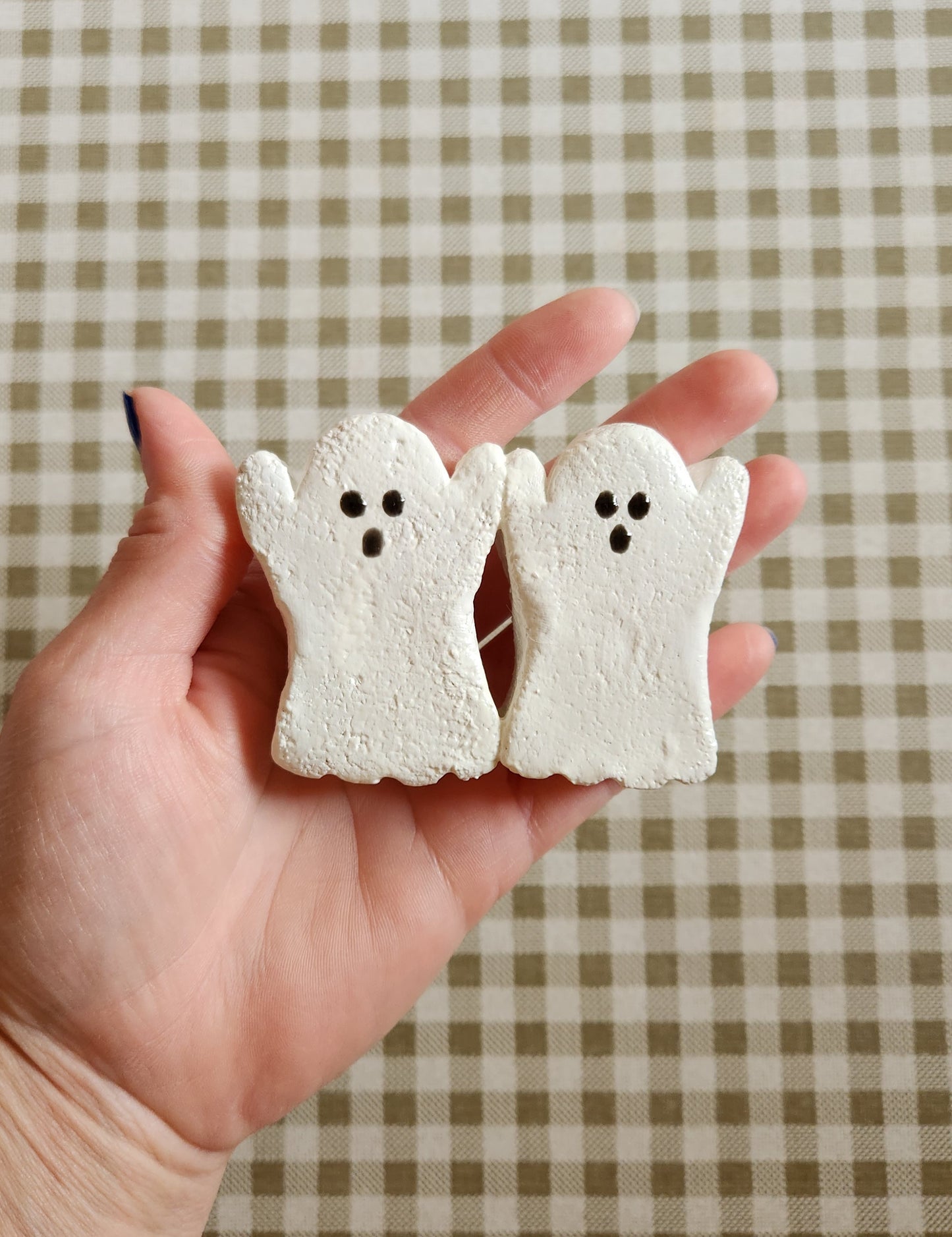 Marshmallow Ghosts — Handcrafted Food Sculpture