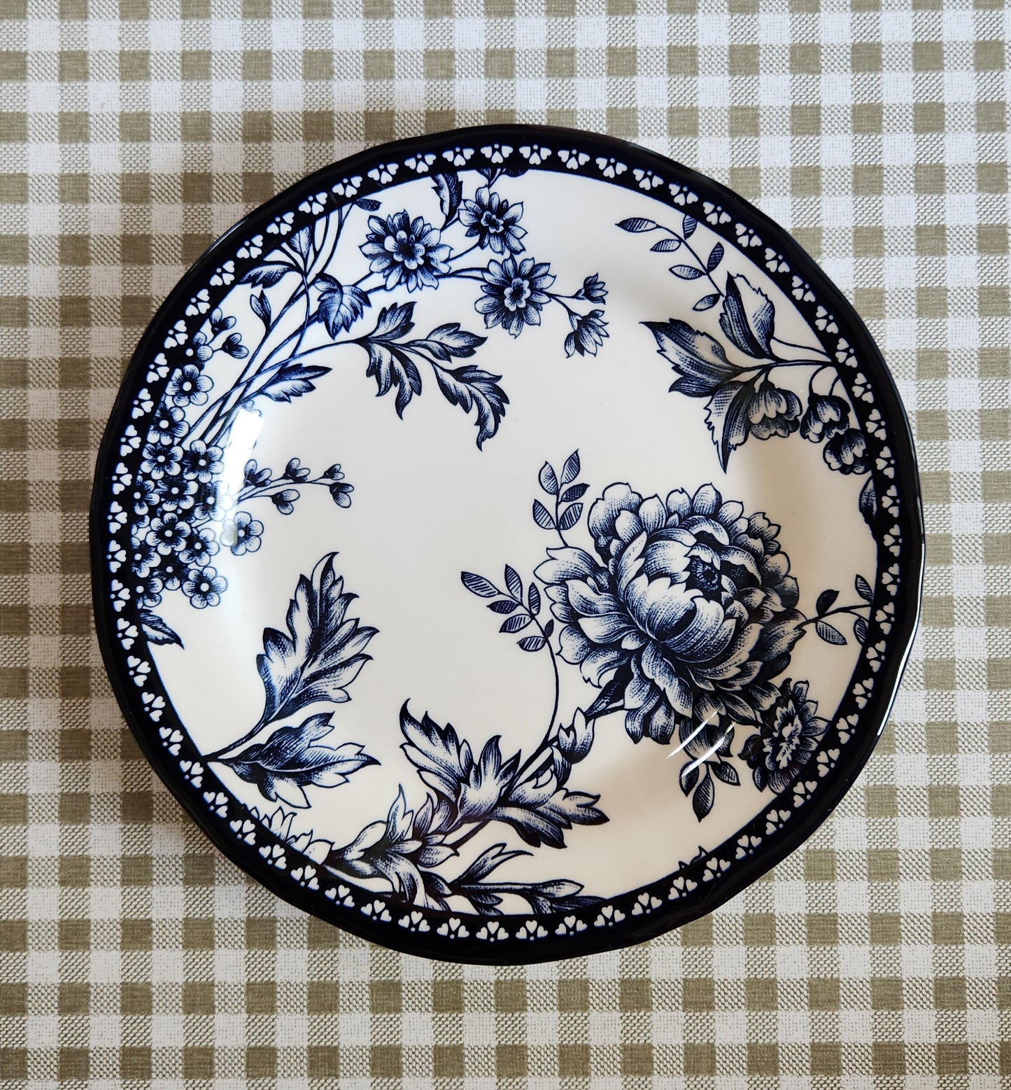 8.25" Plate