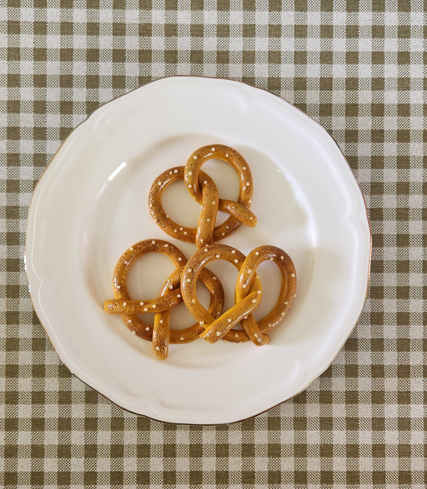 Pretzels — Handcrafted Food Sculpture