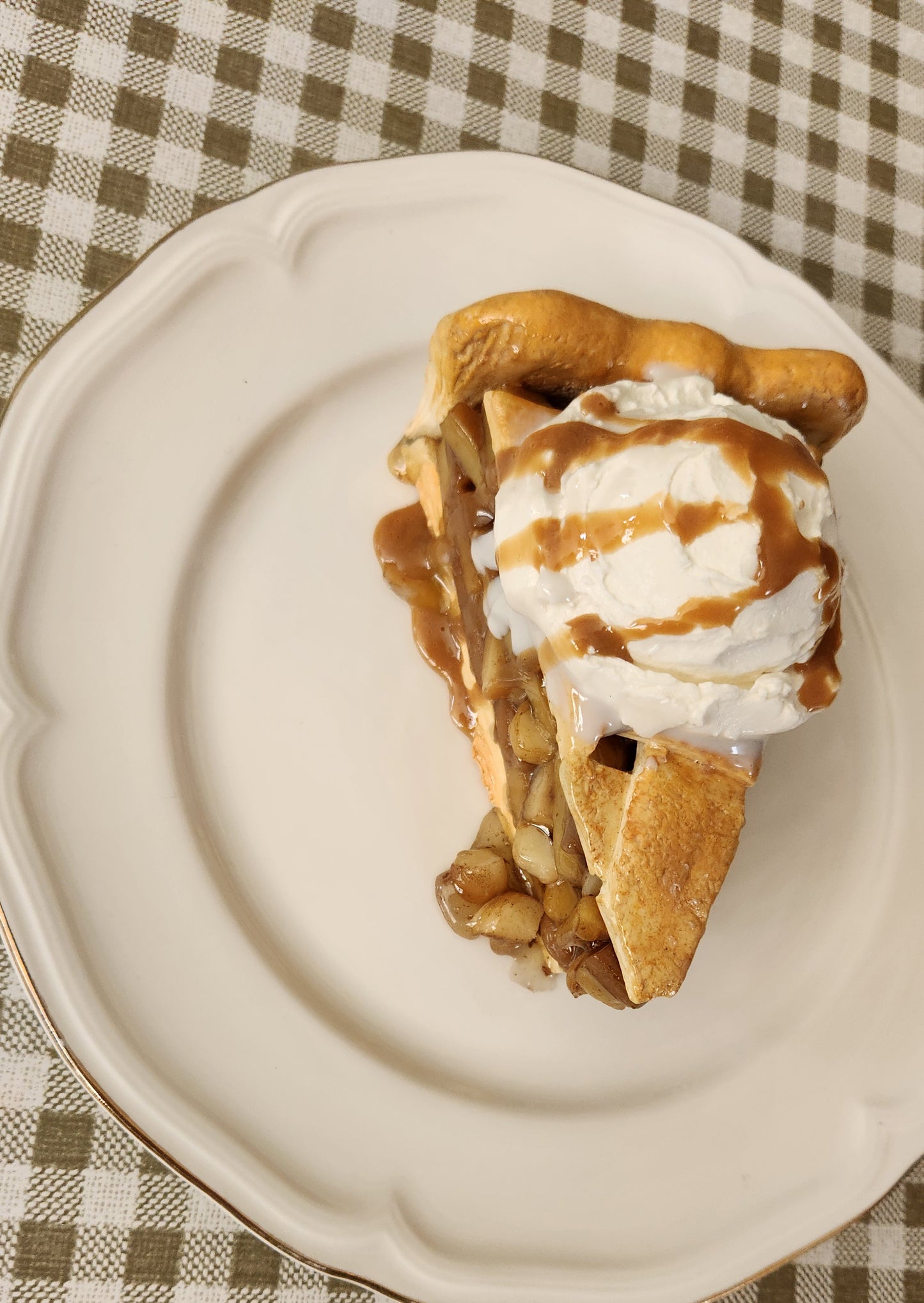 Apple Pie — Handcrafted Food Sculpture
