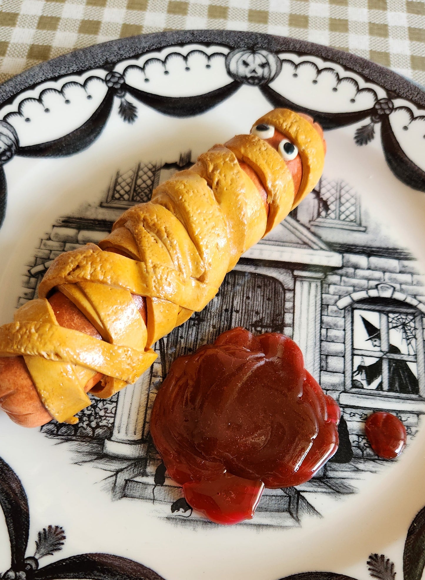Mummy Hotdog — Handcrafted Food Sculpture