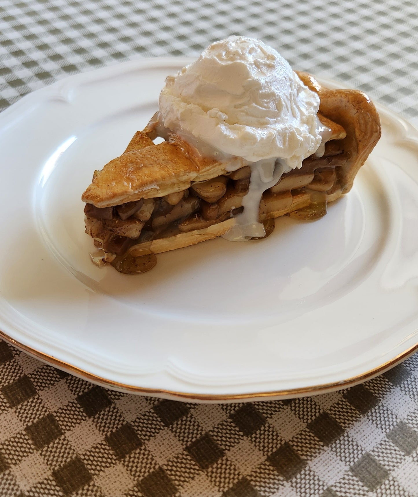 Apple Pie — Handcrafted Food Sculpture