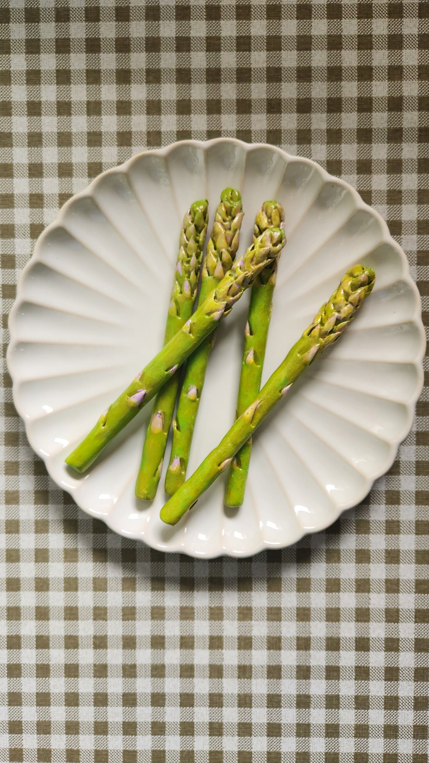 Set of 5 Asparagus 6-7" — Handcrafted Food Sculpture