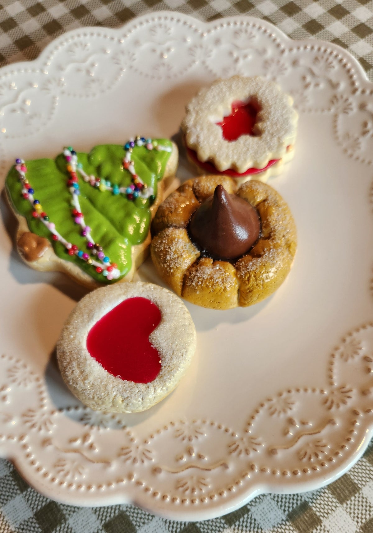 Cookies for SANTA | ON Plate | Hand-sculpted Hyper-Realistic Food